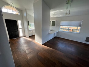 1041 Deena Way in Fallon, NV - Building Photo - Building Photo