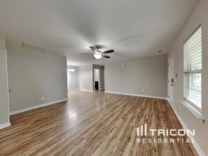 605 Avondale Dr in Clayton, NC - Building Photo - Building Photo