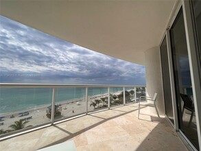 18671 Collins Ave in Sunny Isles Beach, FL - Building Photo - Building Photo