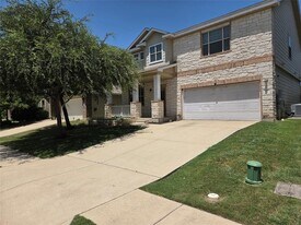 108 Quarry Ln in Liberty Hill, TX - Building Photo