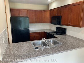 912 E 5th Ave in Spokane, WA - Foto de edificio - Building Photo