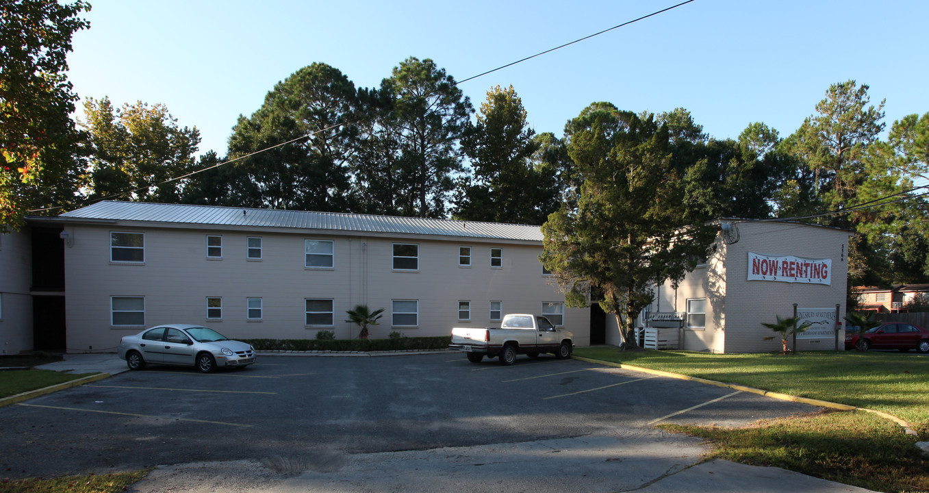 Kingsbury Apartments in Jacksonville, FL - Building Photo