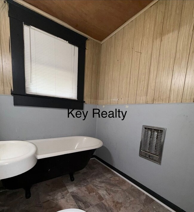 1005 Edenborn St in Pineville, LA - Building Photo - Building Photo