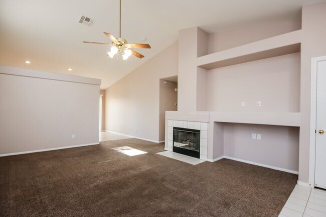 115 Trout Creek Ct in Las Vegas, NV - Building Photo - Building Photo