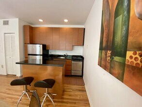 1521 Lenox Ave in Miami Beach, FL - Building Photo - Building Photo