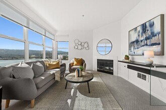 101 Crescent Way in San Francisco, CA - Building Photo - Building Photo