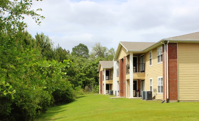 Ochlockonee Pointe Apartments in Midway, FL - Building Photo - Building Photo