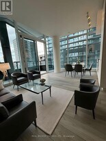 110 Broadway Ave in Toronto, ON - Building Photo