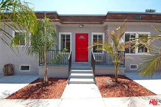 1264 N Westmoreland Ave in Los Angeles, CA - Building Photo - Building Photo