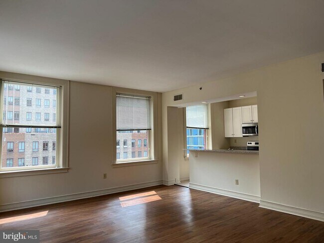 property at 202 S 17th St