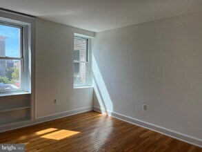 1916 17th St NW in Washington, DC - Foto de edificio - Building Photo