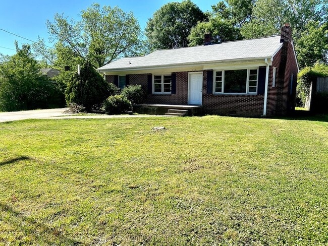 property at 202 Pope Field Rd