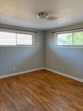 2285 Oakway Terrace in Eugene, OR - Foto de edificio - Building Photo