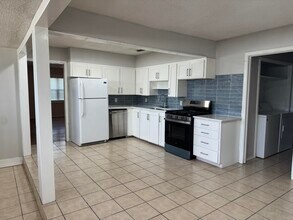 3721 31st St in Lubbock, TX - Building Photo - Building Photo