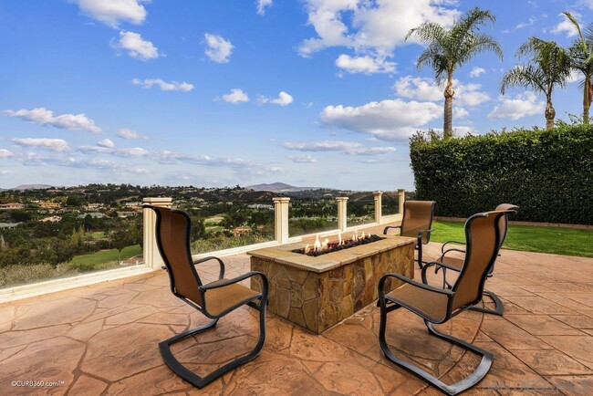 property at 14289 Via Baroda