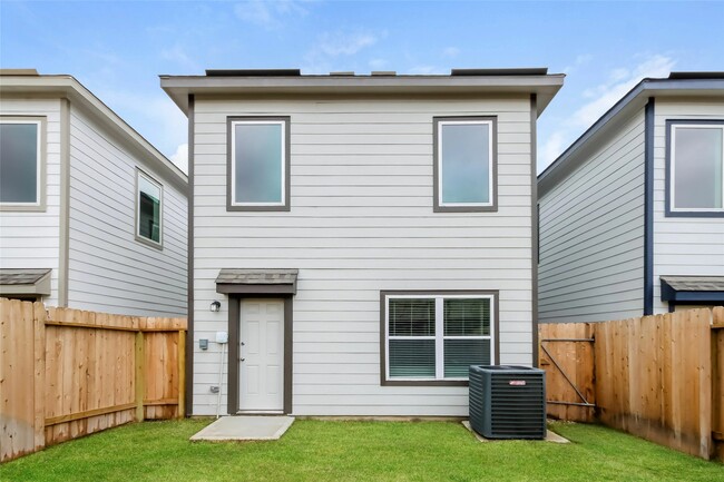 property at 15252 Estrella Rd E