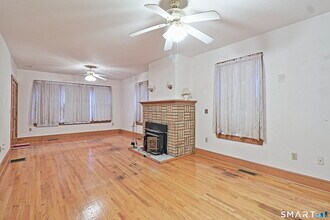 1129 N Colony Rd in Meriden, CT - Building Photo - Building Photo