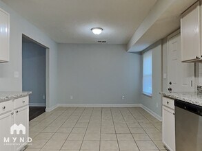 2314 Hope Valley Ln in Charlotte, NC - Foto de edificio - Building Photo