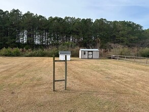150 Morristown Rd in Stella, NC - Building Photo - Building Photo