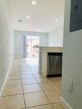 17800 NW 73rd Ave in Hialeah, FL - Building Photo - Building Photo