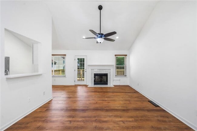535 Durham Ridge Dr NW in Lilburn, GA - Building Photo - Building Photo