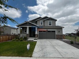 6549 Westcliff Dr in Frederick, CO - Building Photo