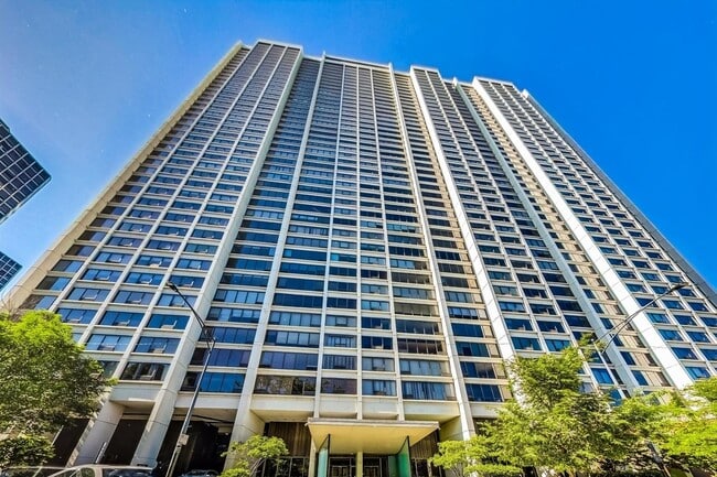 property at 2800 N Lake Shore Dr