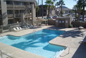 Bellridge Apartments in Phoenix, AZ - Building Photo