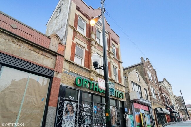 property at 1719 W 18th St