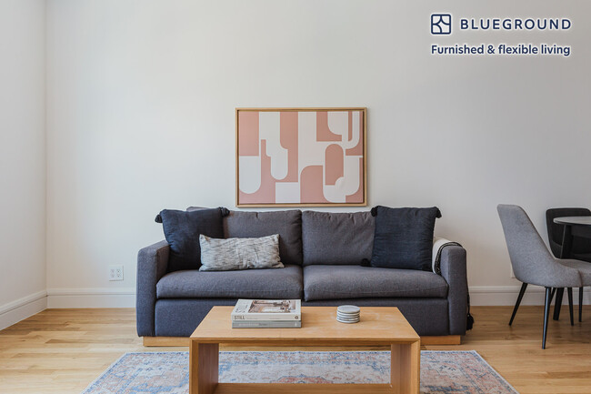 535 Union Ave in Brooklyn, NY - Foto de edificio - Building Photo