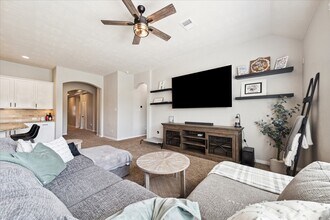 224 Rochester Trail Ln in Dickinson, TX - Building Photo - Building Photo