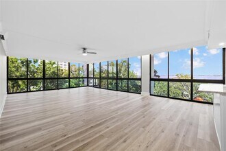 3301 Bayshore Blvd in Tampa, FL - Building Photo - Building Photo