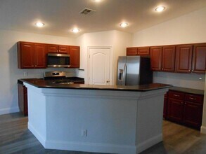 6316 Little Elm St in North Las Vegas, NV - Building Photo - Building Photo