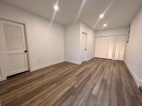 1433 Carmelle Dr-Unit -A in Ft. Myers, FL - Building Photo - Building Photo