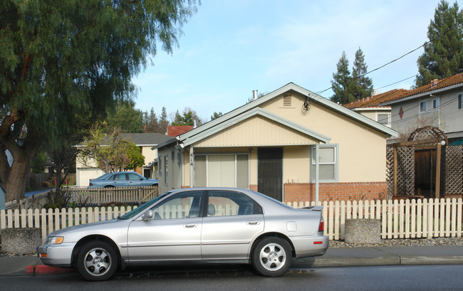 414 Sierra Vista Ave in Mountain View, CA - Building Photo - Building Photo