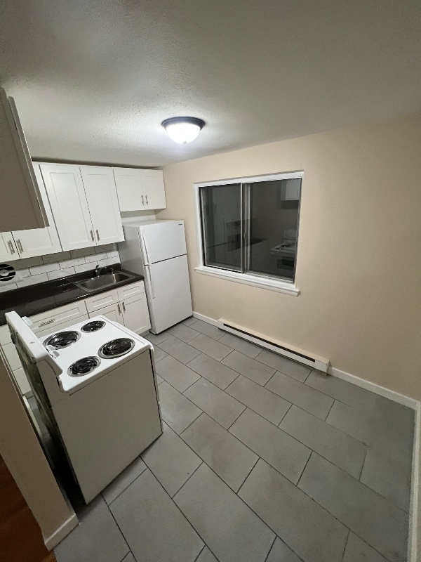 299 Park St in Bristol, CT - Building Photo - Building Photo