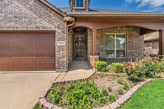 3033 Beaver Creek Dr in Fort Worth, TX - Building Photo - Building Photo
