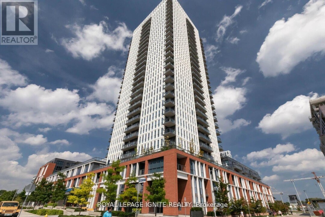 55-1655 Regent Park Blvd in Toronto, ON - Building Photo
