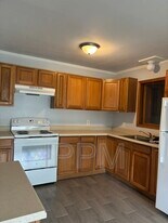 2014 E Monroe Ave in Harlingen, TX - Building Photo