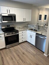 1818 S Quebec Way, Unit B13-4 in Denver, CO - Building Photo - Building Photo