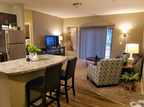 1331 Winona Ct in Sioux City, IA - Foto de edificio - Building Photo