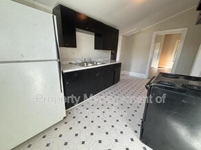 1 W 6th St in Greenville, SC - Building Photo - Building Photo