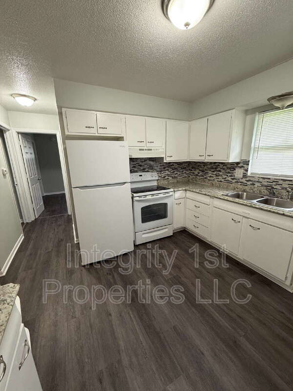 property at 5613 E 28th St