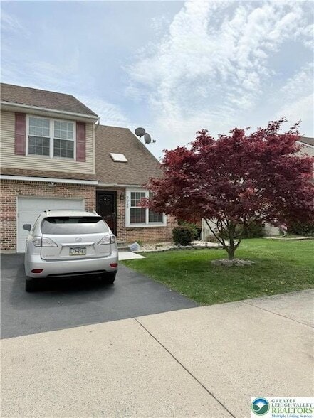 property at 2626 Anthony Ct