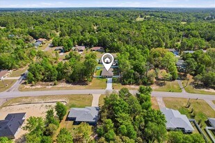 8361 N Elkcam Blvd in Citrus Springs, FL - Building Photo