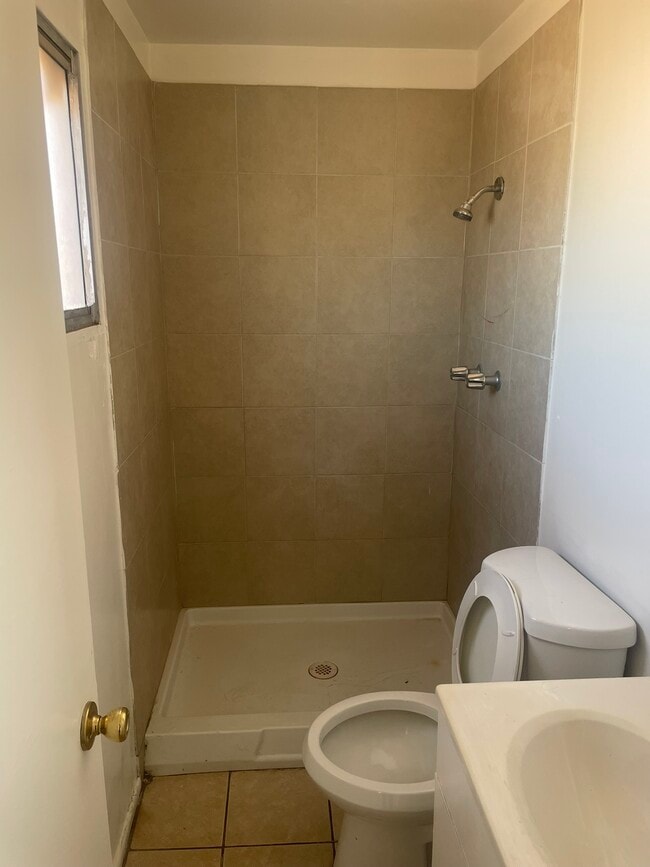 2226 N 73rd Ave in Phoenix, AZ - Building Photo - Building Photo