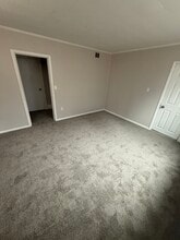 1715 N 2nd St, Unit 2 in Harrisburg, PA - Building Photo - Building Photo