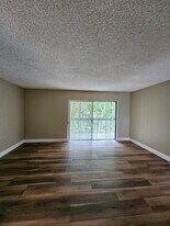 1850 N Congress Ave in West Palm Beach, FL - Building Photo