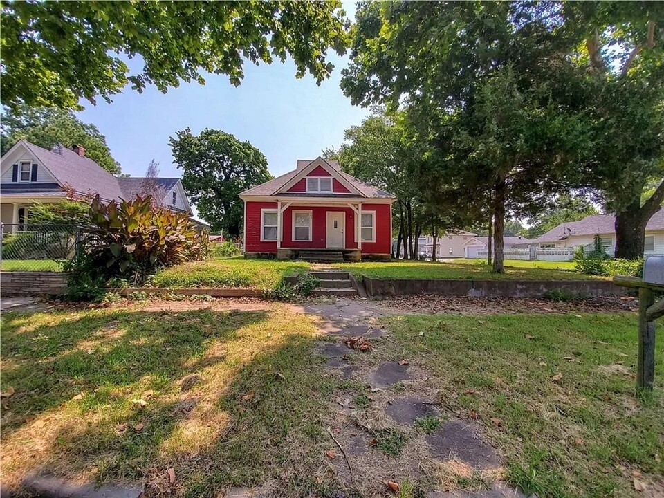 603 N Aydelotte Ave in Shawnee, OK - Building Photo