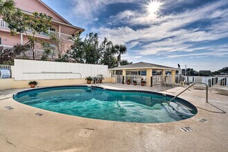 109 Bayshore Rd in Nokomis, FL - Building Photo - Building Photo